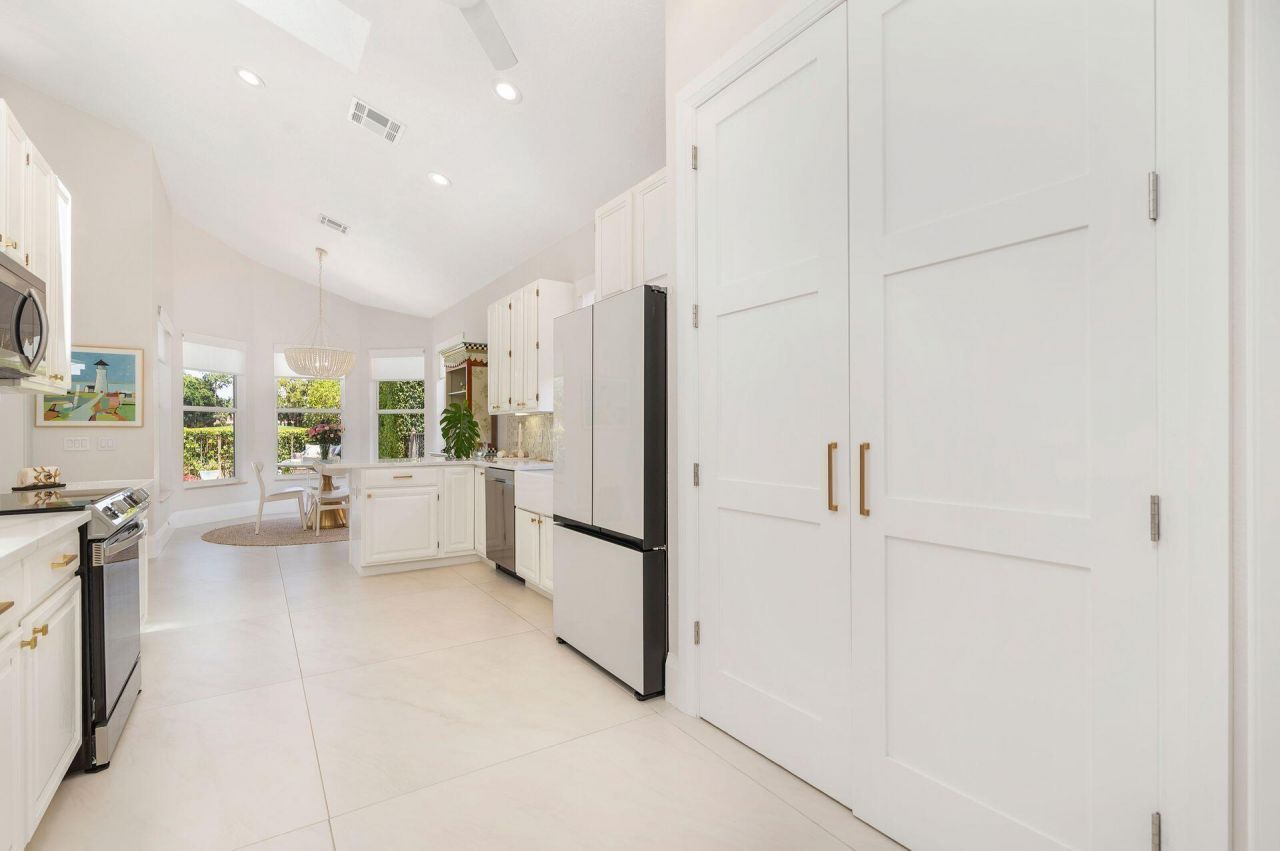 8270 Bob O Link Drive, West Palm Beach, FL 33412 Photo