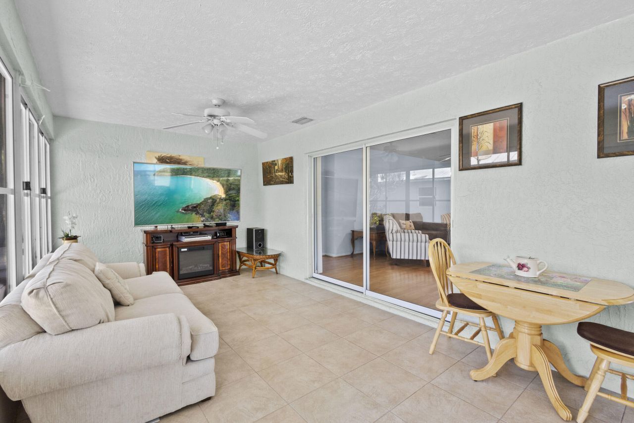 6527 Alheli, Fort Pierce, FL 34951 Photo