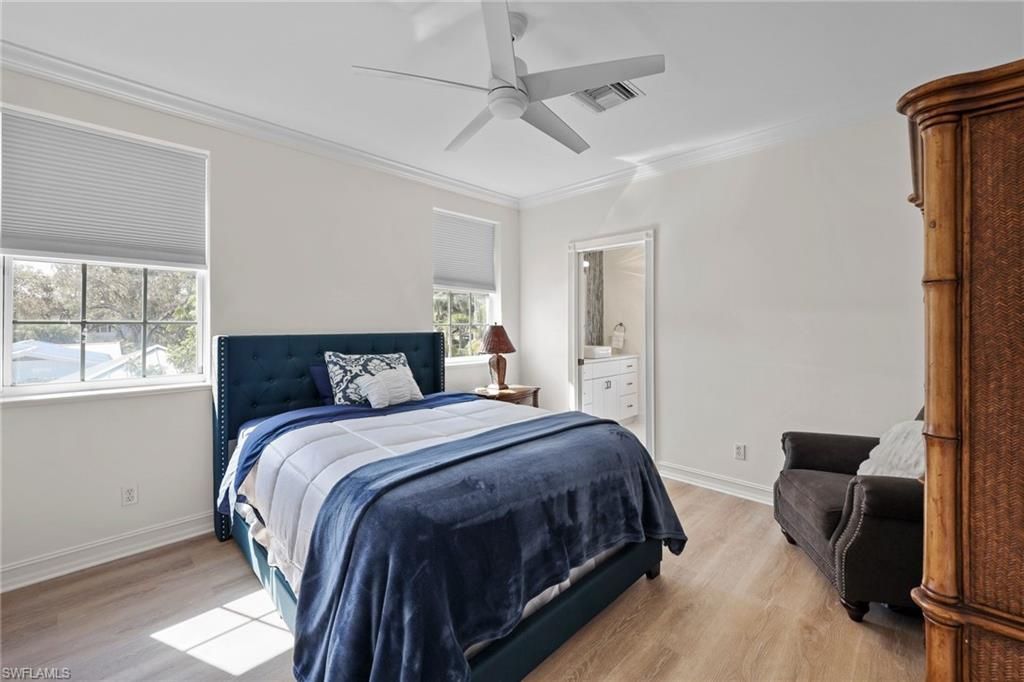 160 3rd St N, Naples, FL 34102 Photo