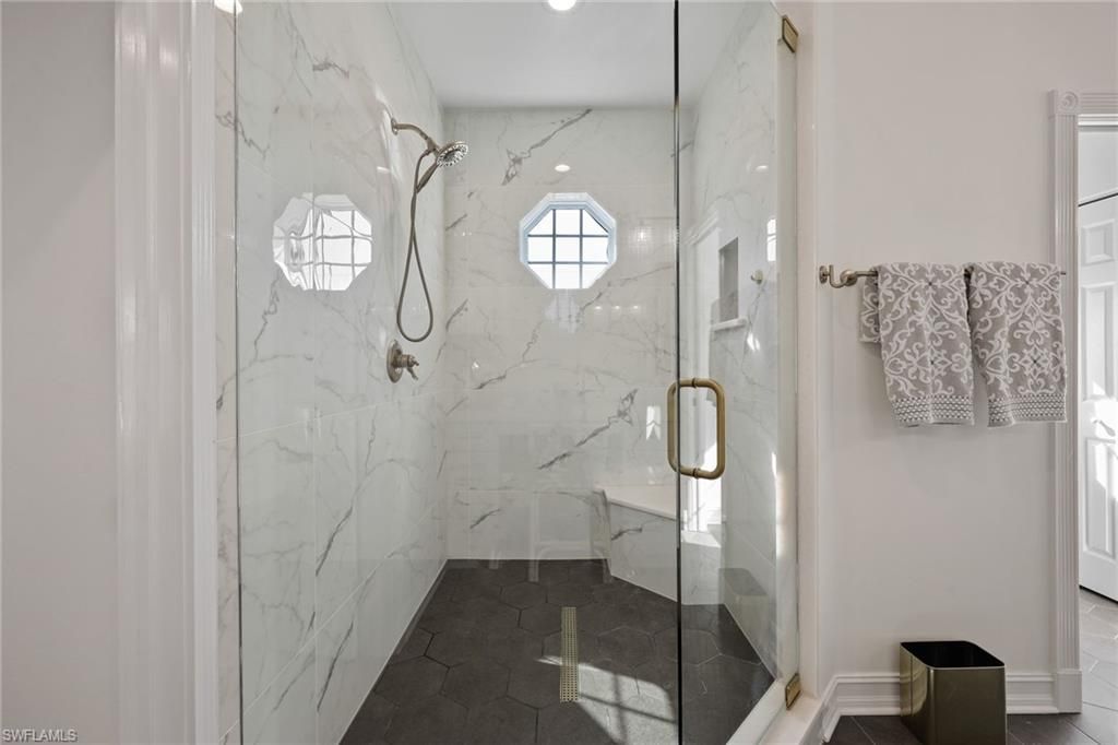 160 3rd St N, Naples, FL 34102 Photo