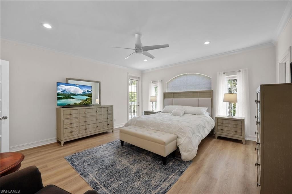 160 3rd St N, Naples, FL 34102 Photo