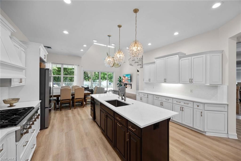 160 3rd St N, Naples, FL 34102 Photo