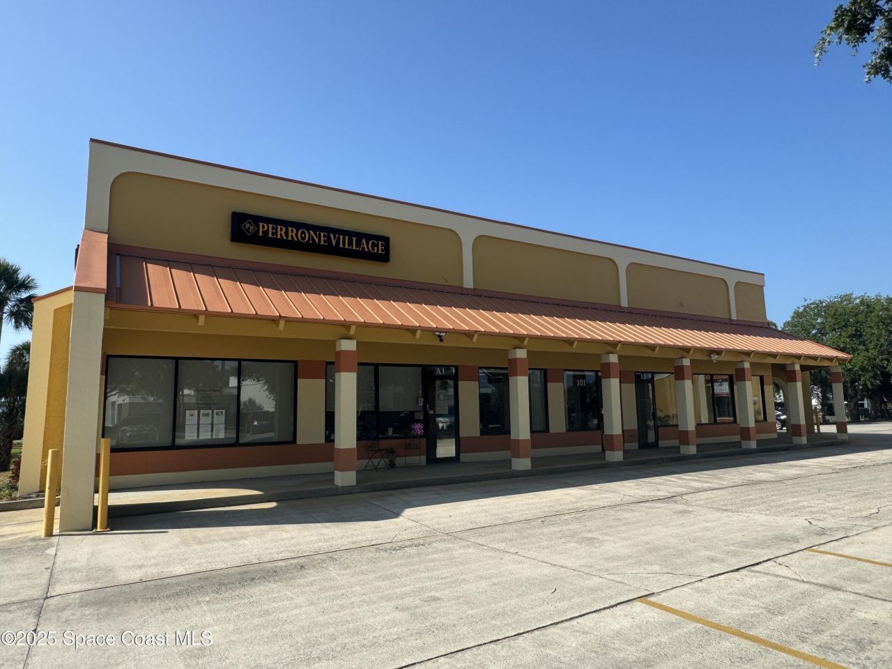 1175 N Courtenay Parkway, Merritt Island, FL 32953 Photo