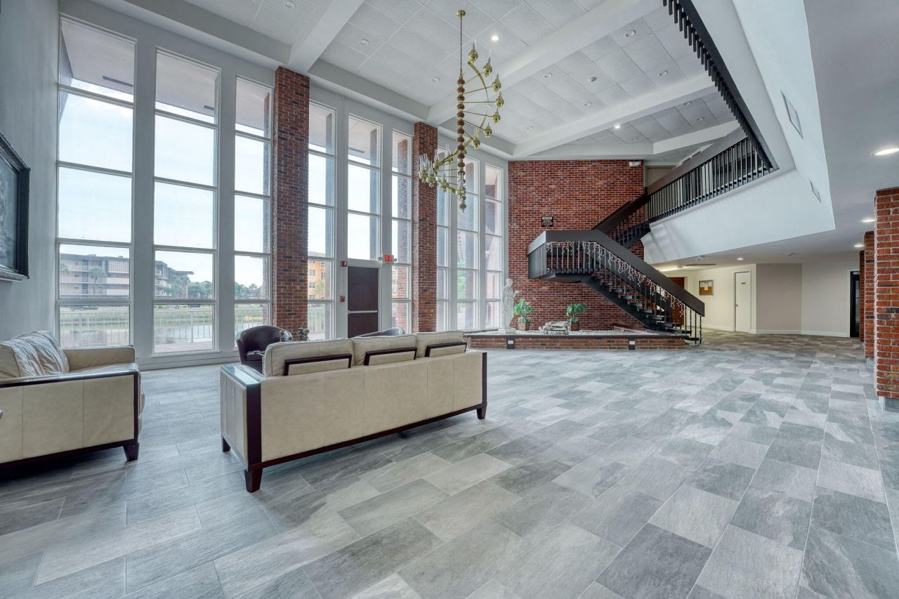 2951 NW 46th Avenue, Unit 407, Lauderdale Lakes, FL 33313 Photo