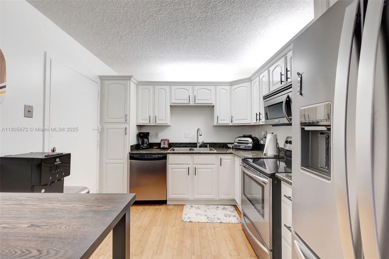 1500 S Ocean Dr, Unit 7J, Hollywood, FL 33019 Photo