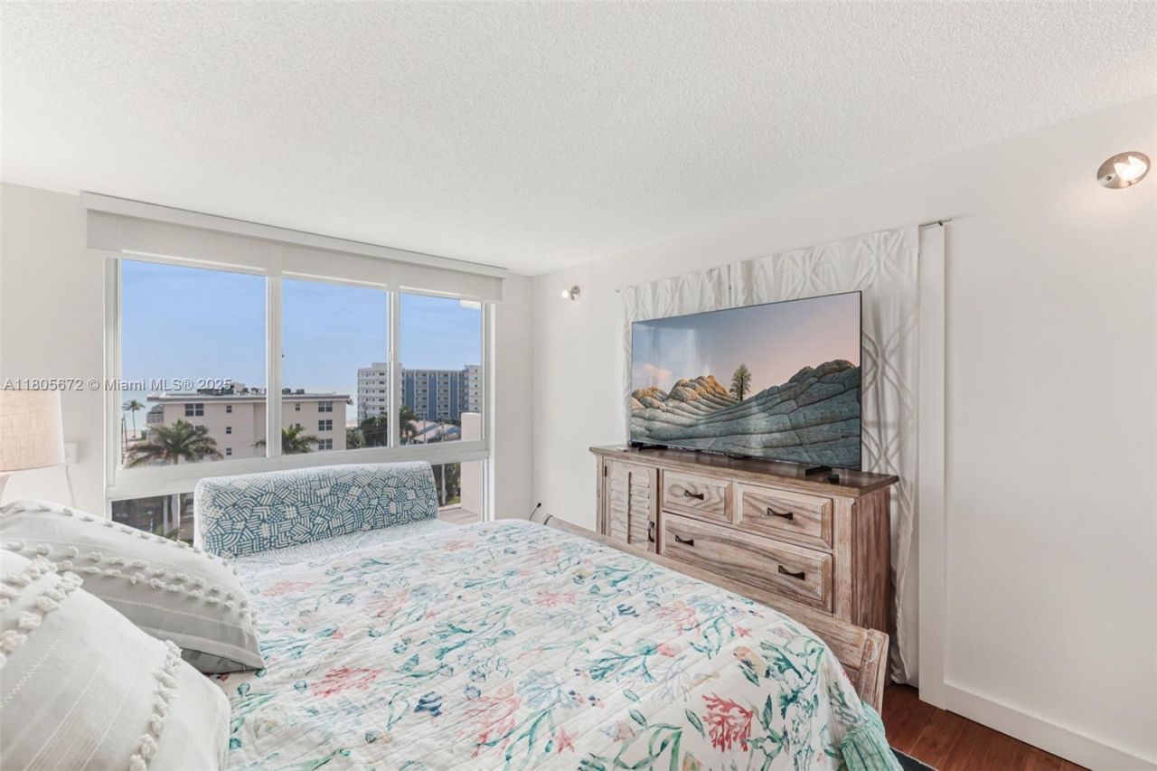 1500 S Ocean Dr, Unit 7J, Hollywood, FL 33019 Photo