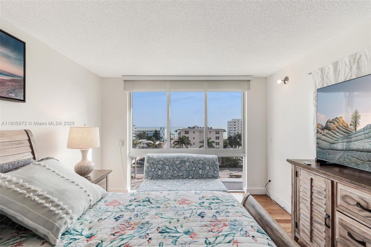 1500 S Ocean Dr, Unit 7J, Hollywood, FL 33019 Photo