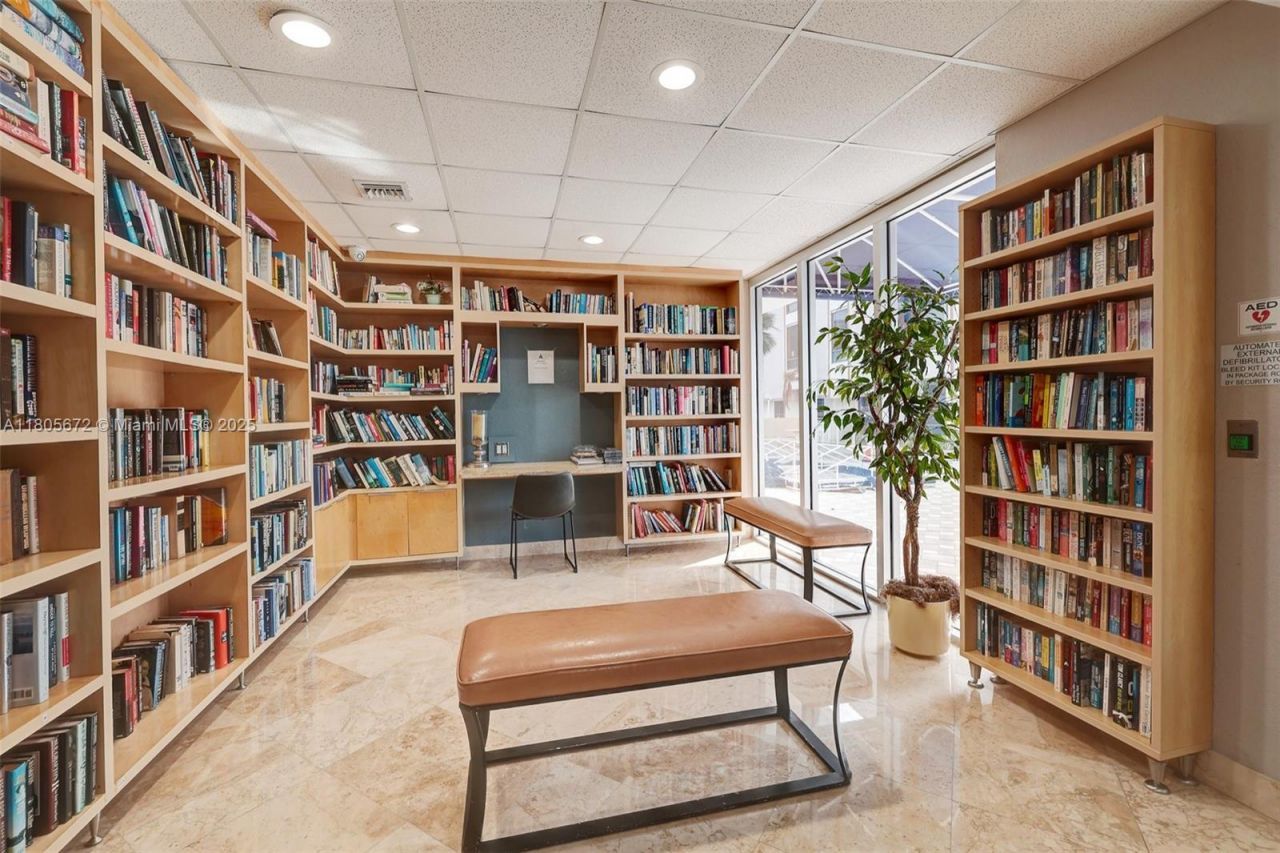 1500 S Ocean Dr, Unit 7J, Hollywood, FL 33019 Photo