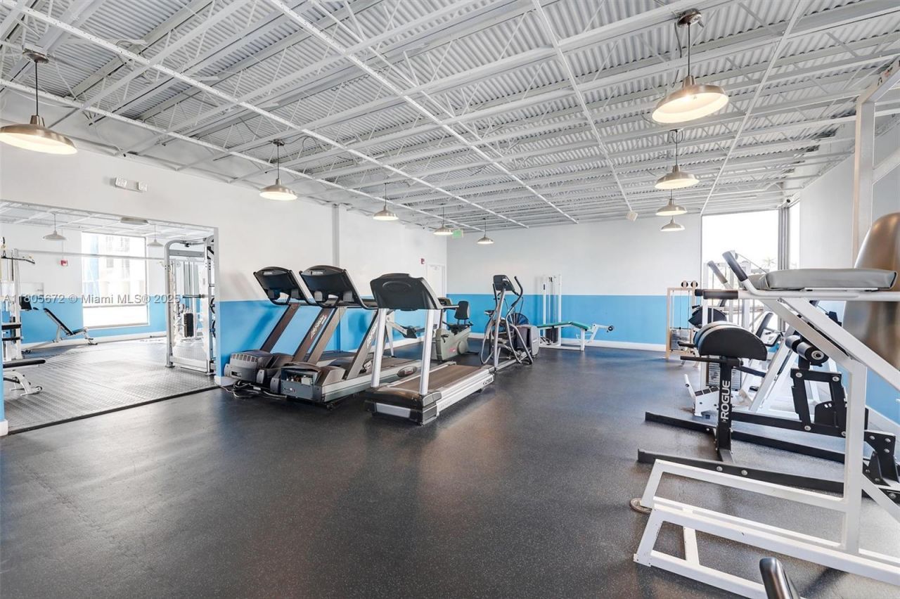 1500 S Ocean Dr, Unit 7J, Hollywood, FL 33019 Photo