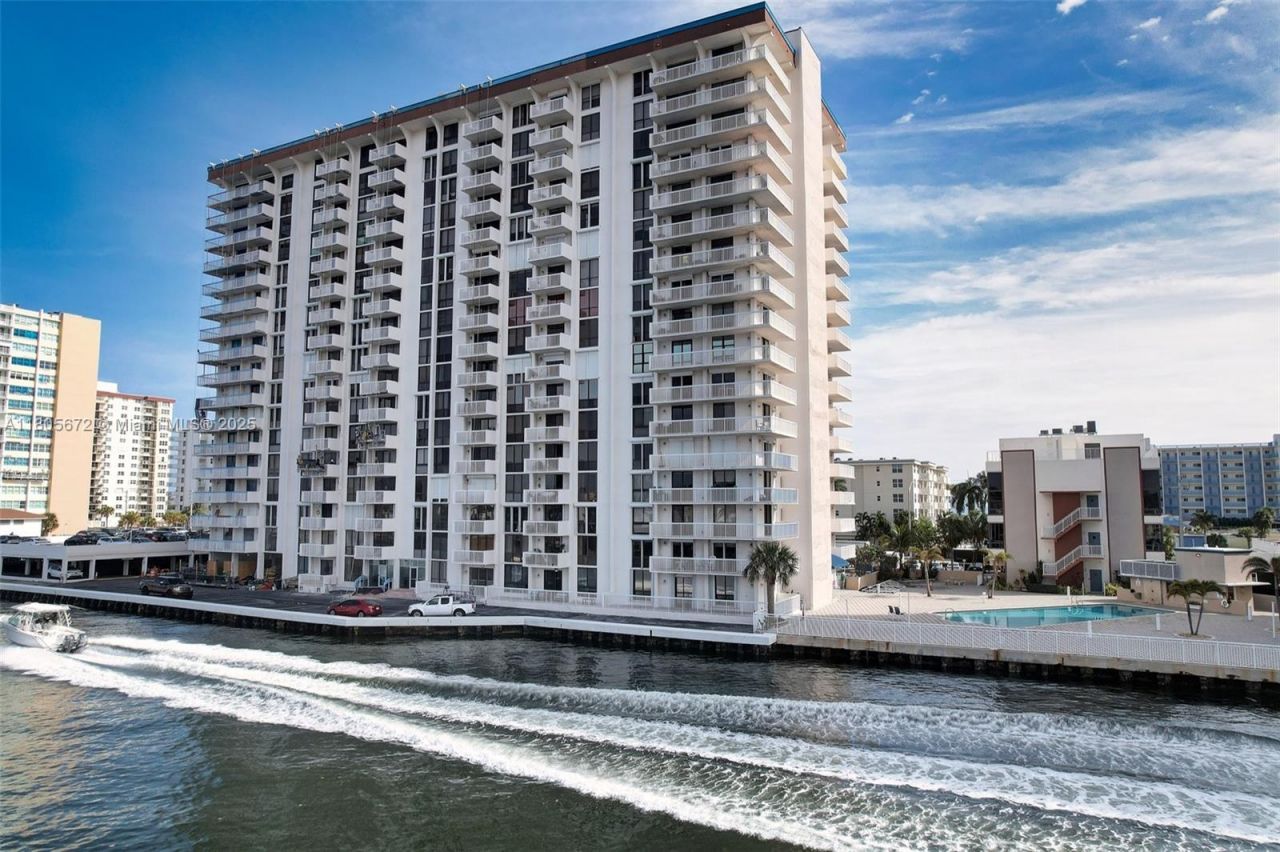 1500 S Ocean Dr, Unit 7J, Hollywood, FL 33019 Photo
