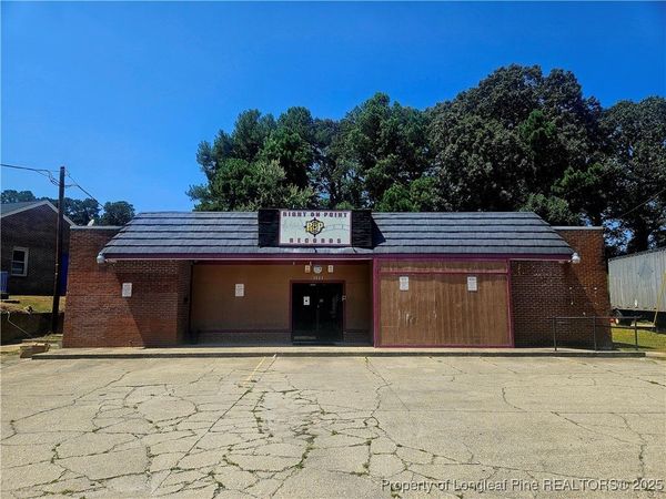 1023 Pamalee Drive, Fayetteville, NC 28303