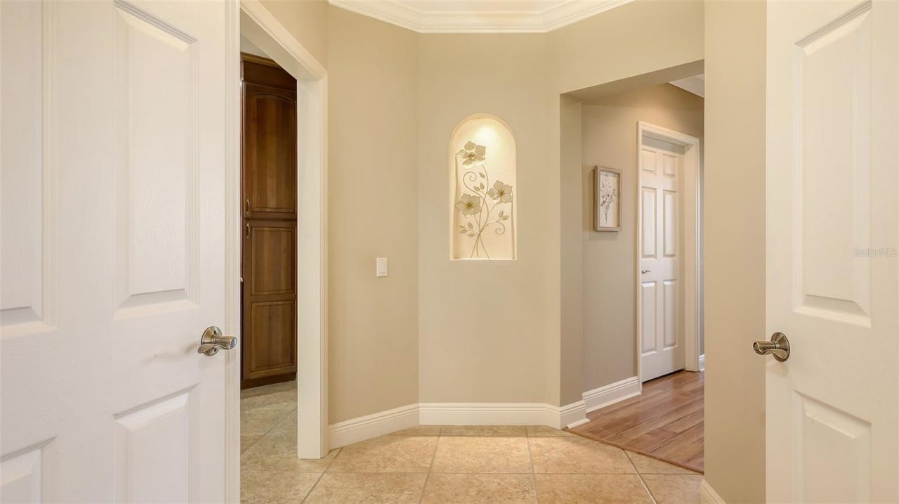 6465 Watercrest Way, Unit 404, Lakewood Ranch, FL 34202 Photo