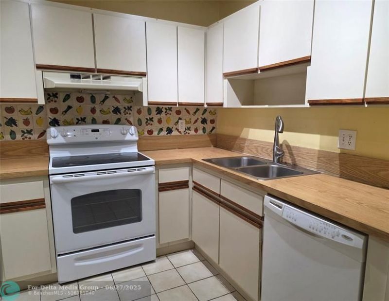 817 SE 12th Ct, Unit 1, Fort Lauderdale, FL 33316 Photo