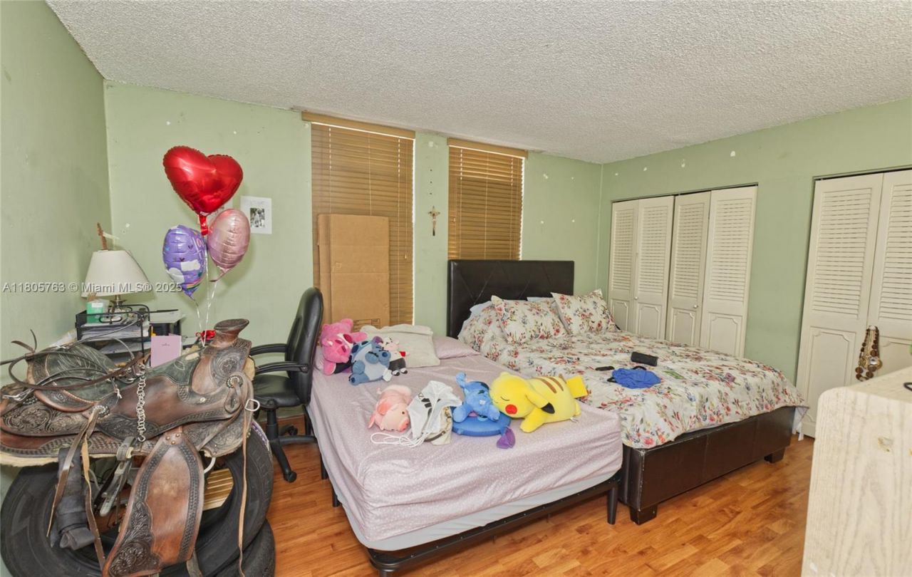 1750 W 46th St, Unit 503, Hialeah, FL 33012 Photo