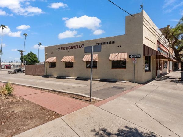 24 S 3rd St, Patterson, CA 95363