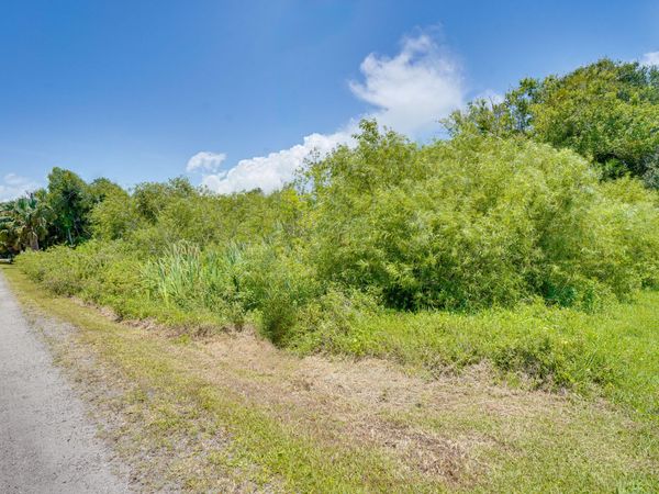 0 Baysinger Avenue, Fort Pierce, FL 34982