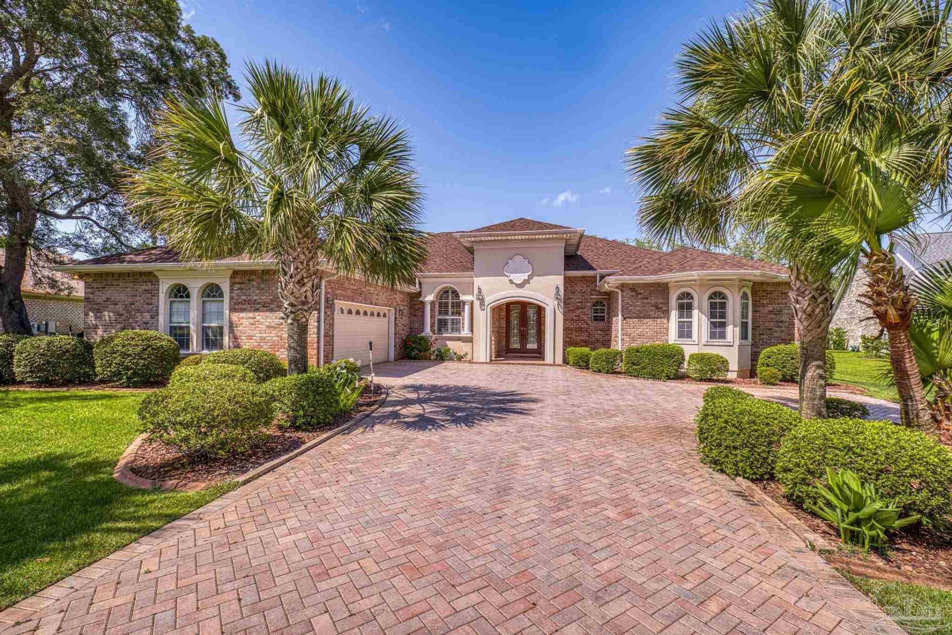 2796 Pebble Beach Dr, Navarre, FL 32566 Main Photo