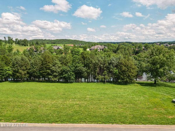 1263 Zepher Drive, Lenoir City, TN 37772