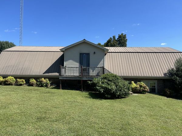 236 Beartown Rd, Loretto, TN 38469