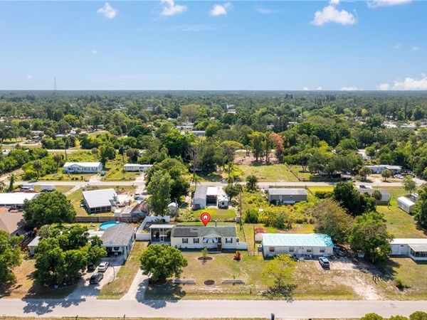 8269 Penny DR, NORTH FORT MYERS, FL 33917