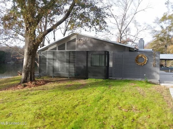 683b Cedar Hill Rd, Flora, MS 39071