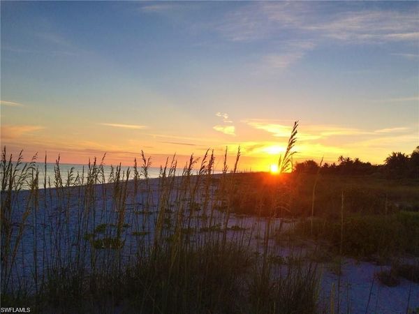 647 Rabbit RD, SANIBEL, FL 33957