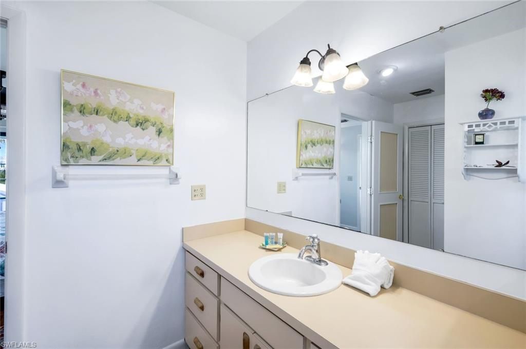 647 Rabbit Rd, Sanibel, FL 33957 Photo