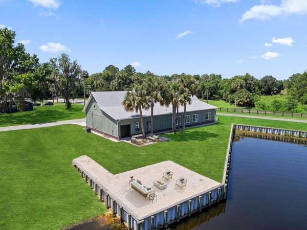 3943 NW 219TH STREET ROAD, MICANOPY, FL 32667