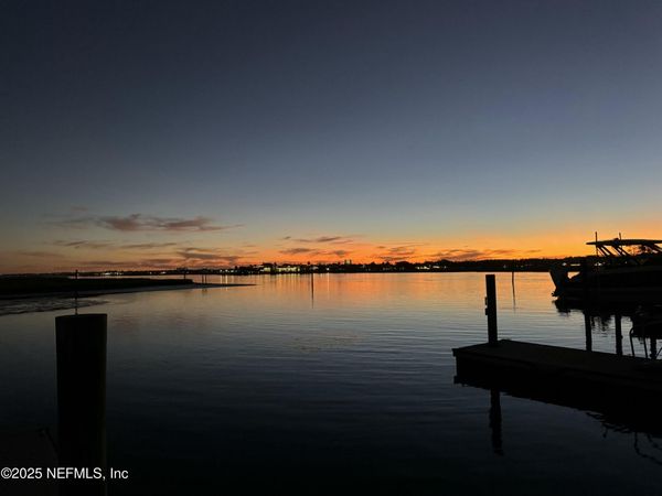 2540 BEACH Boulevard, Jacksonville Beach, FL 32250