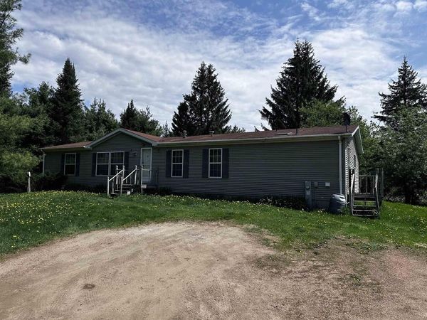 7962 N STATE HIGHWAY 45, Eland, WI 54427