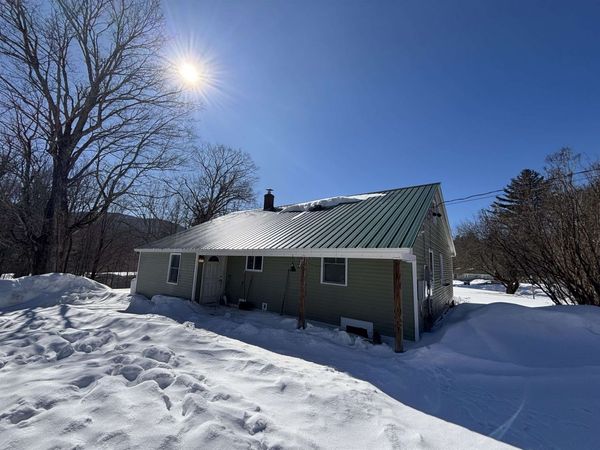 3742 North Fayston Road, Fayston, VT 05660
