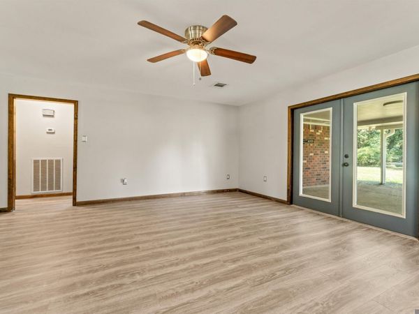 2901 Caroljack Dr, Baton Rouge, LA 70816