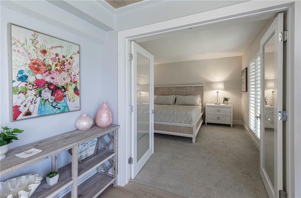 250 Park Shore Dr, Unit 302, Naples, FL 34103 Photo