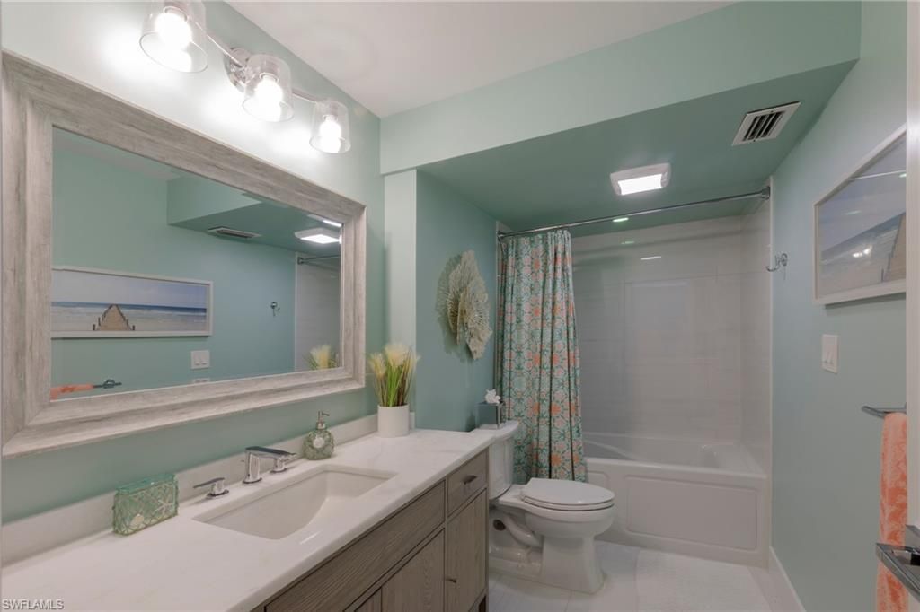 250 Park Shore Dr, Unit 302, Naples, FL 34103 Photo