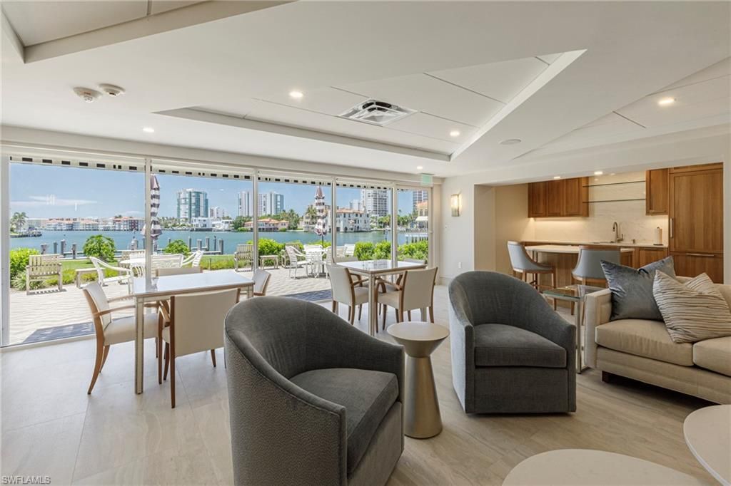 250 Park Shore Dr, Unit 302, Naples, FL 34103 Photo