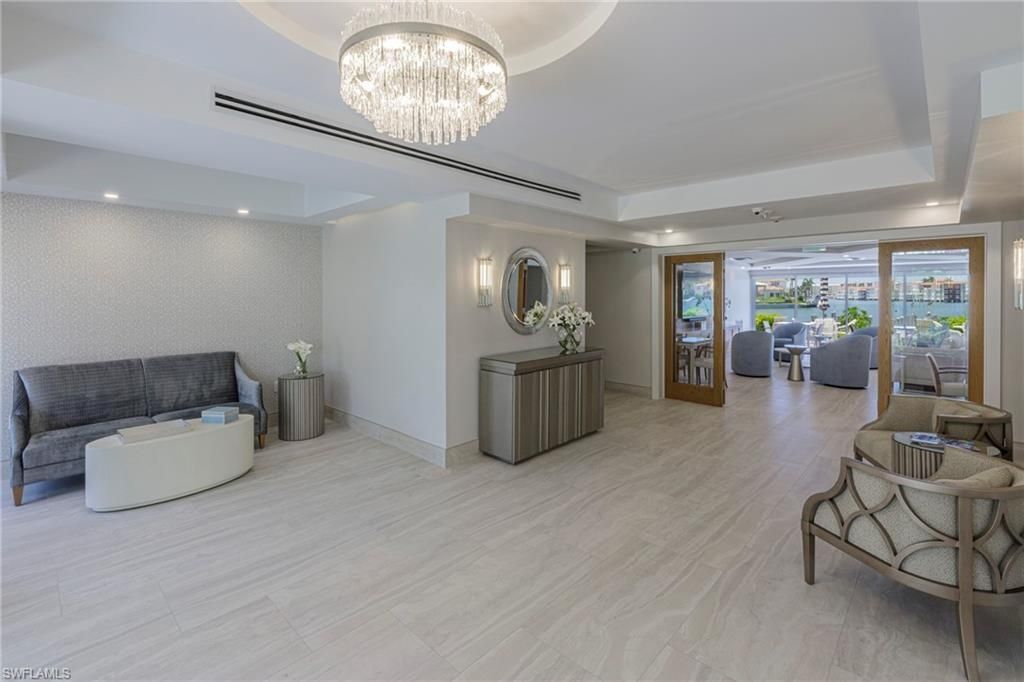 250 Park Shore Dr, Unit 302, Naples, FL 34103 Photo