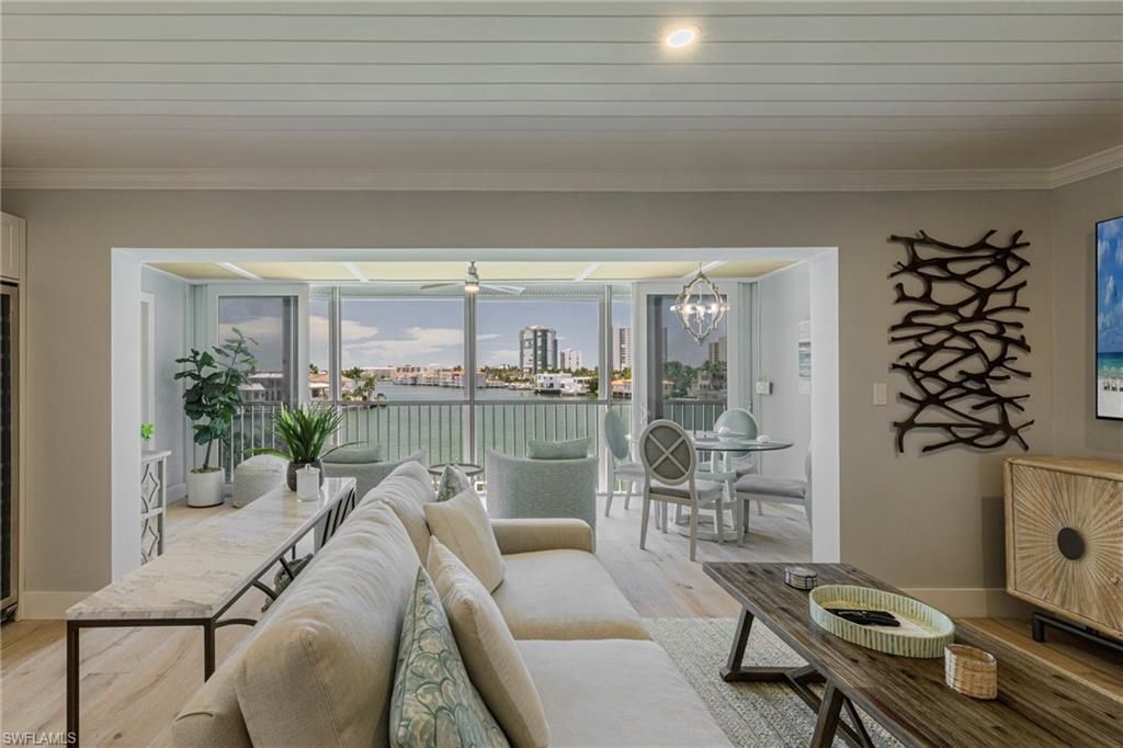 250 Park Shore Dr, Unit 302, Naples, FL 34103 Photo