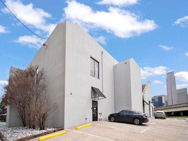 2909 San Jacinto, Dallas, TX 75204