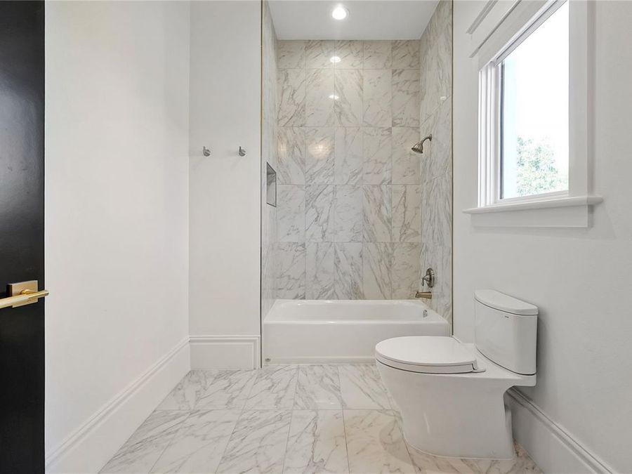 Property Image 93