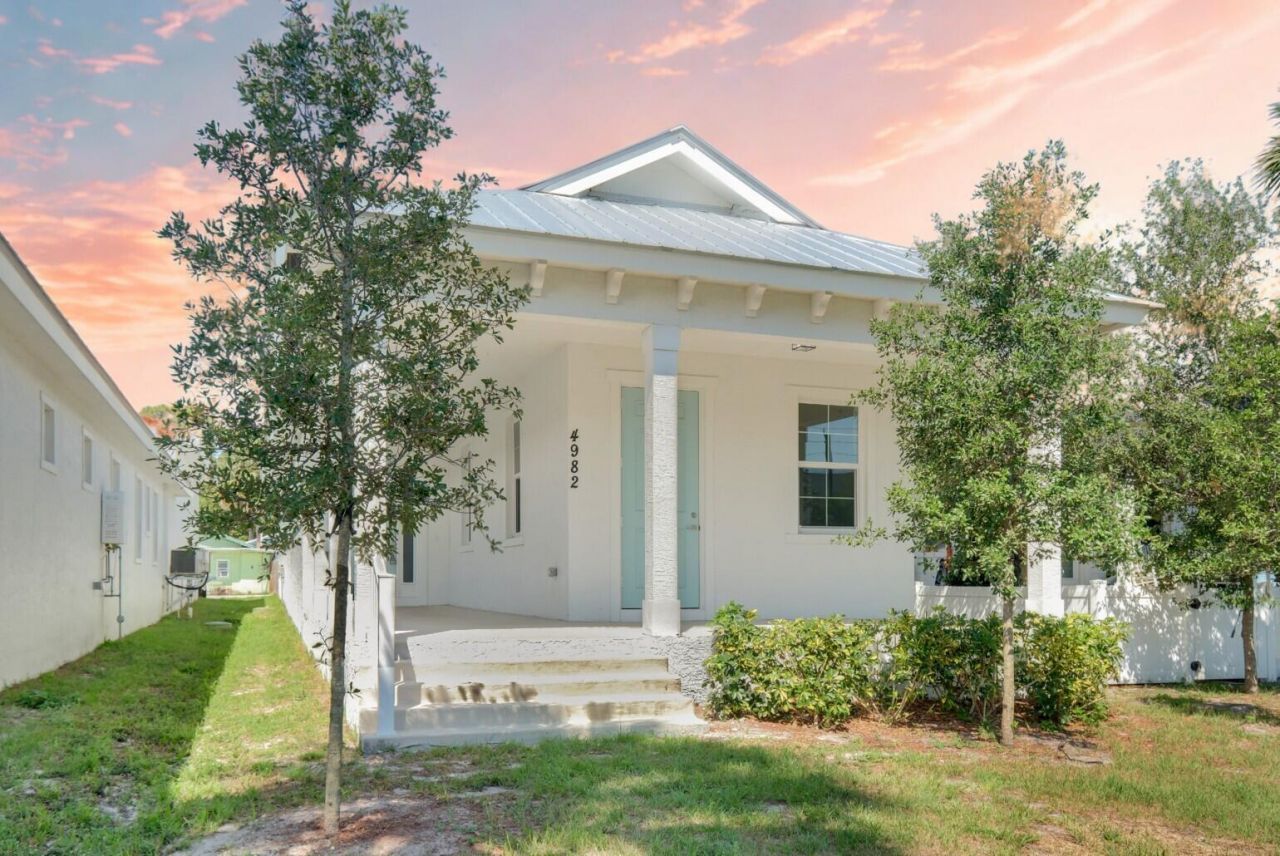 4982 SE Railway Avenue, Stuart, FL 34997 Photo
