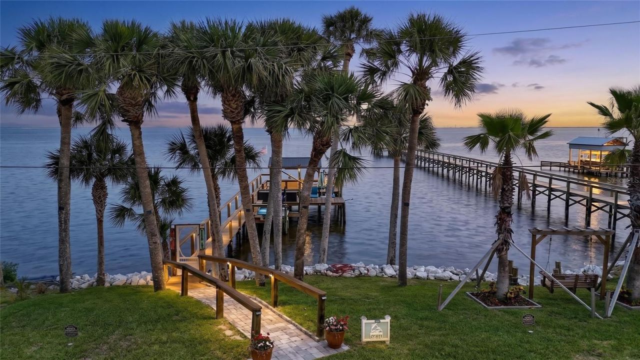 5250 Riveredge Drive, Titusville, FL 32780 Photo
