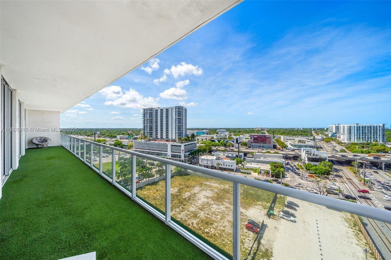 3470 E Coast Ave, Unit H1201, Miami, FL 33137 Photo