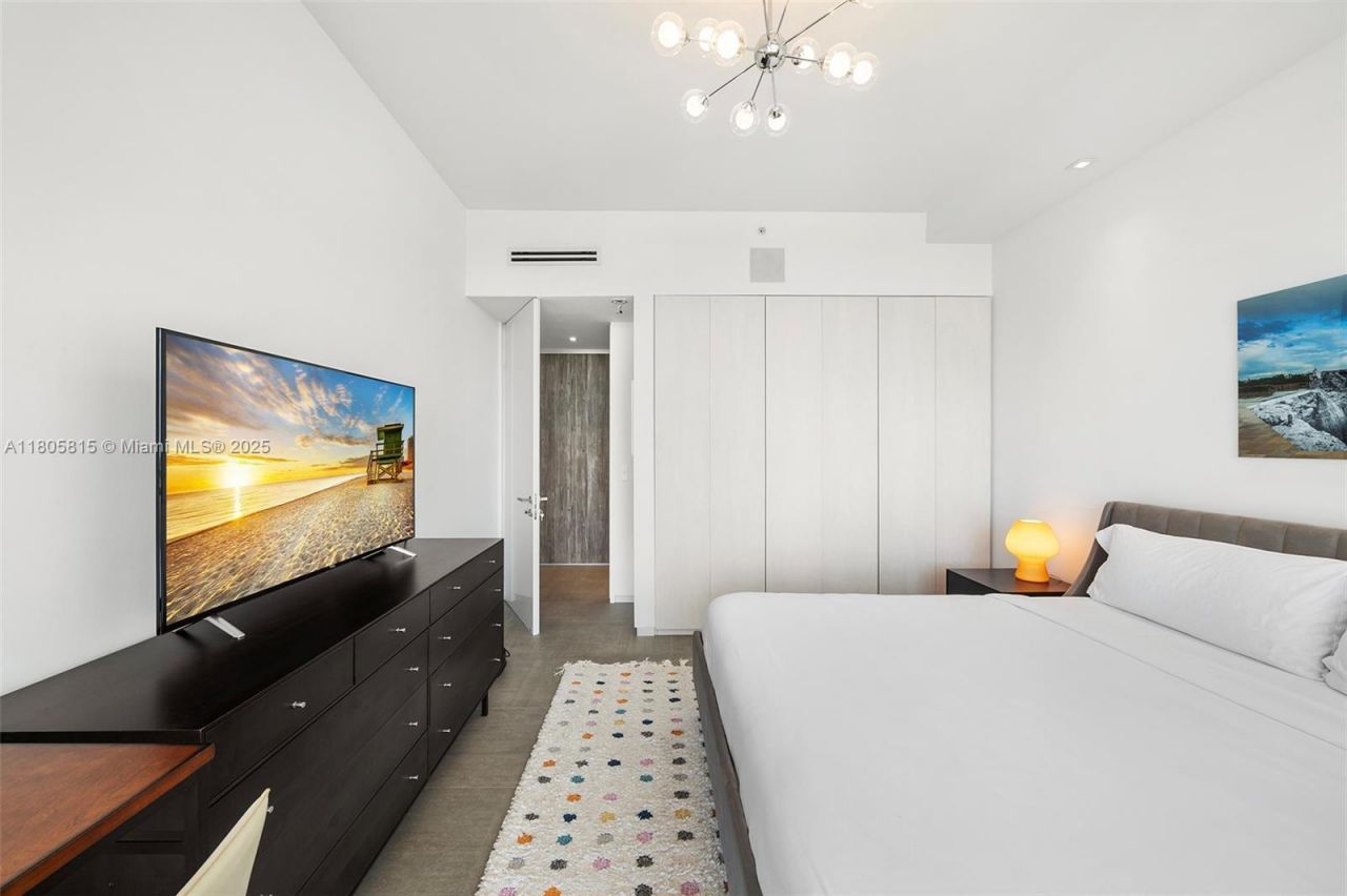 3470 E Coast Ave, Unit H1201, Miami, FL 33137 Photo