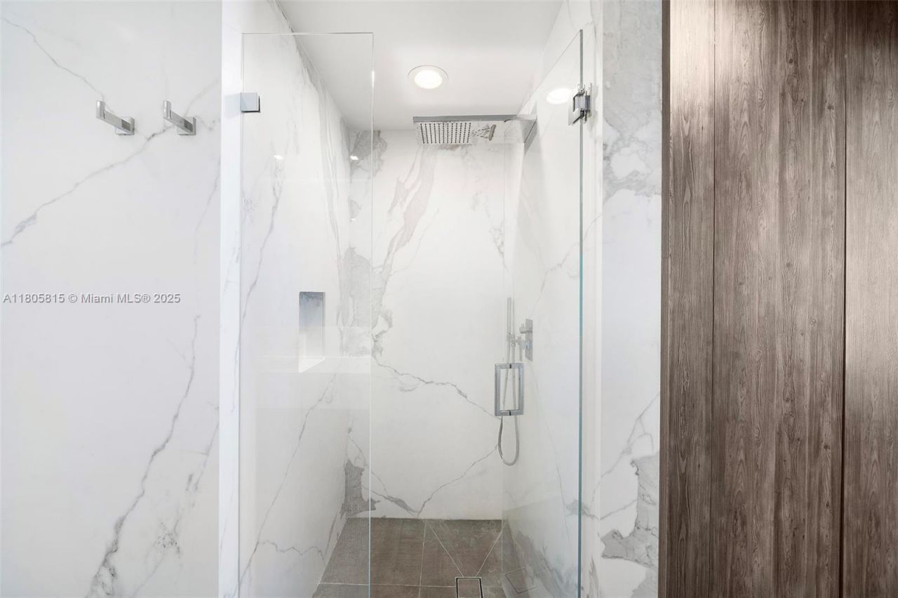 3470 E Coast Ave, Unit H1201, Miami, FL 33137 Photo