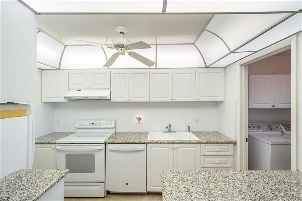 788 Park Shore Dr, Unit D30, Naples, FL 34103 Photo