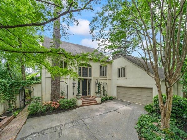 4359 W CHERRY PLACE DR, Memphis, TN 38117