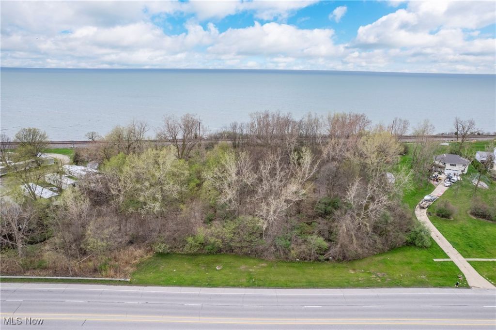 Vl W Erie Avenue, Lorain, OH 44053 Main Photo