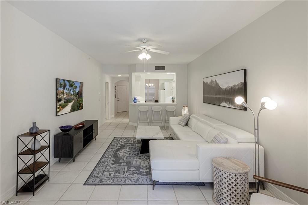 410 Bayfront Pl, Unit 2204, Naples, FL 34102 Photo