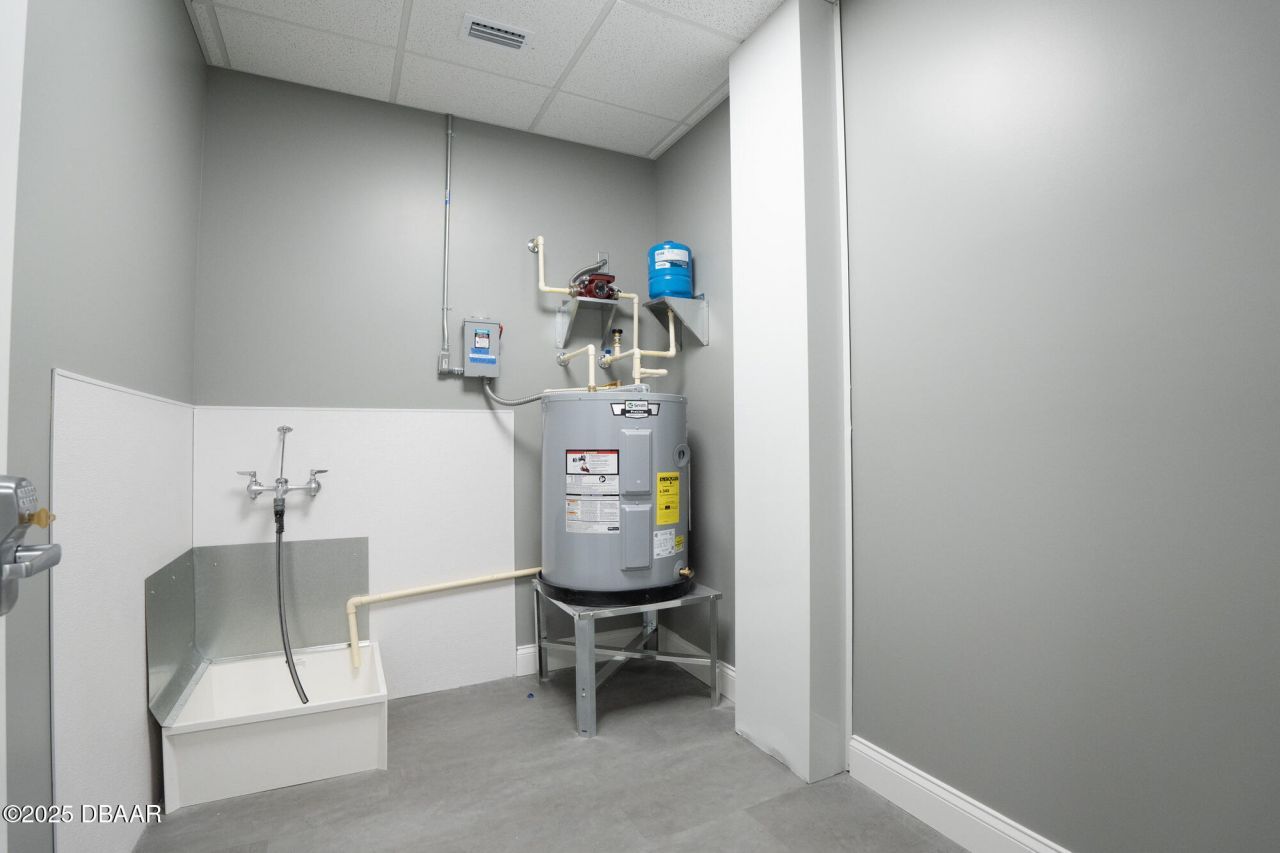 309 N Woodland Boulevard, Deland, FL 32720 Photo