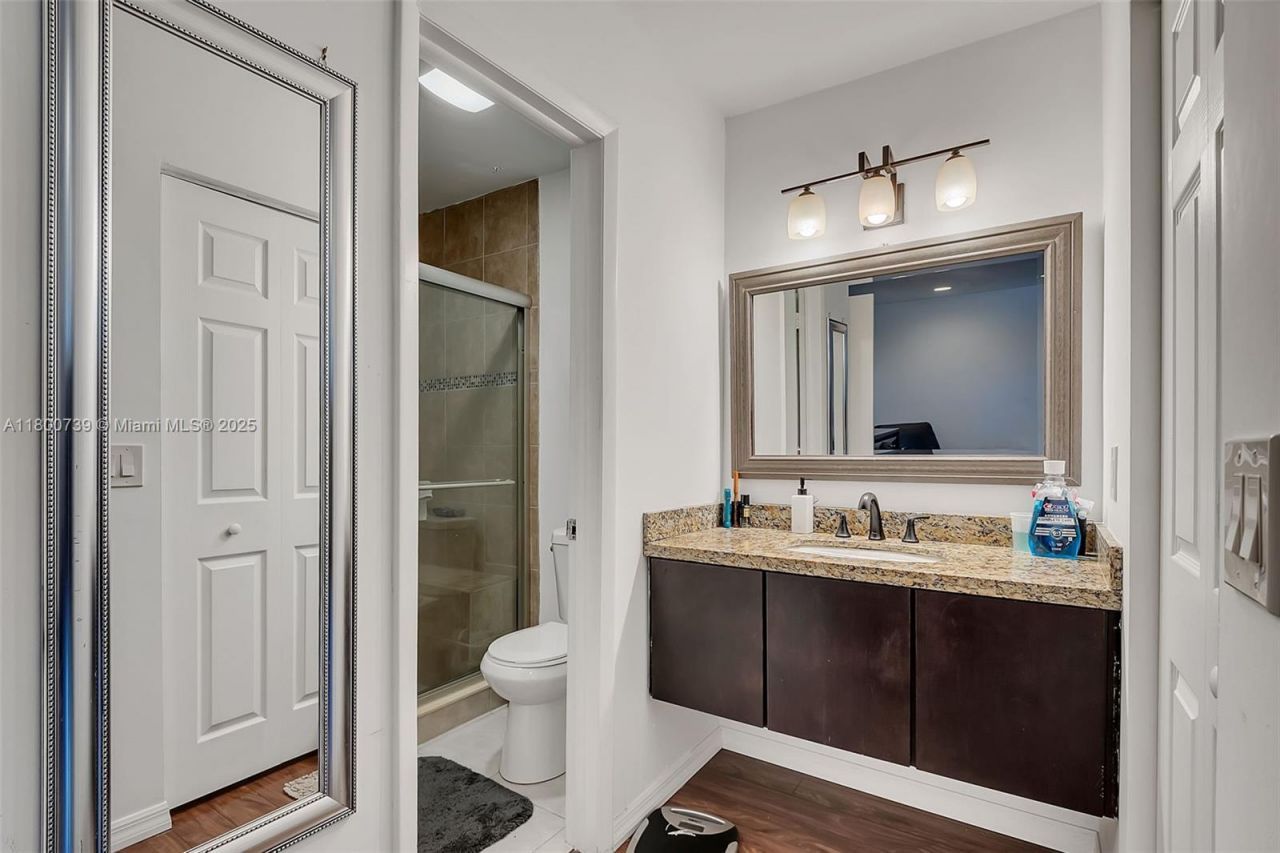 1541 NW 92nd Ave, Unit 186, Pembroke Pines, FL 33024 Photo